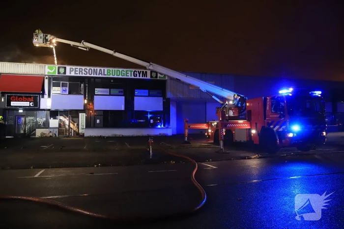 Grote brand in bedrijfspand