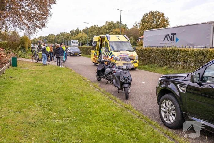 Twee personen gewond na aanrijding tussen e-bike en scooter