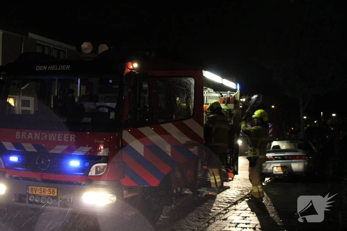 Brand in schoorsteen van woning