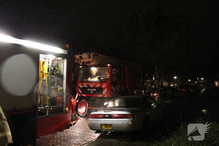 Brand in schoorsteen van woning