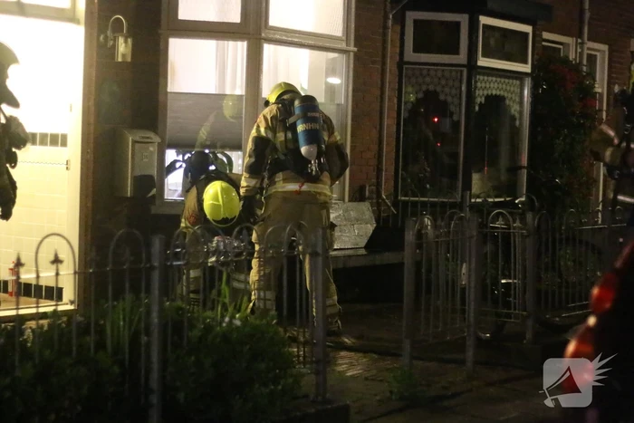 Brand in schoorsteen van woning
