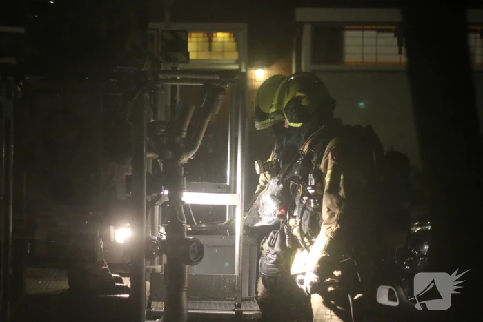 Brand in schoorsteen van woning