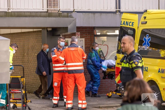 Traumahelikopter landt voor incident in flatwoning