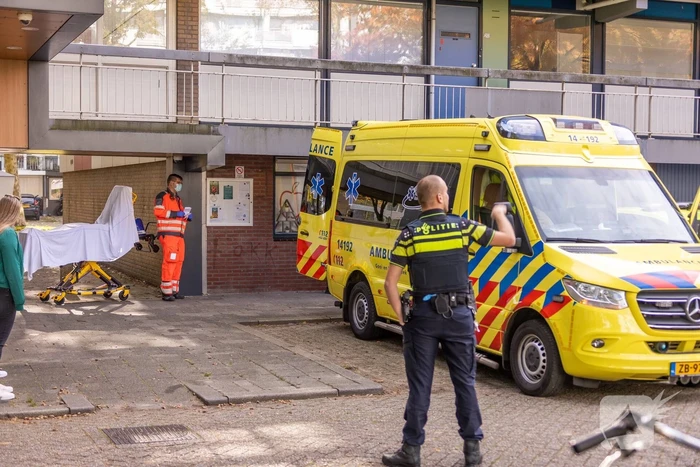 Traumahelikopter landt voor incident in flatwoning