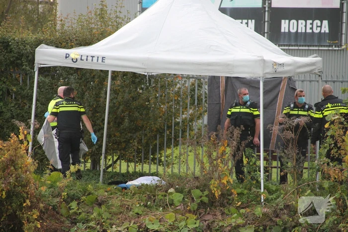 Oudere man met rollator in water terechtgekomen en overleden