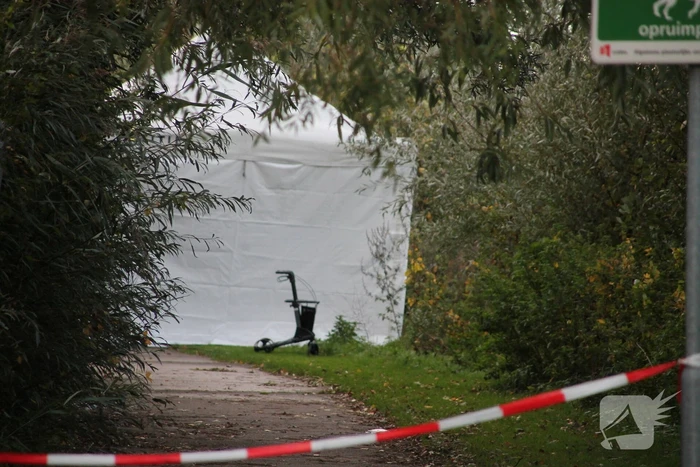 Oudere man met rollator in water terechtgekomen en overleden