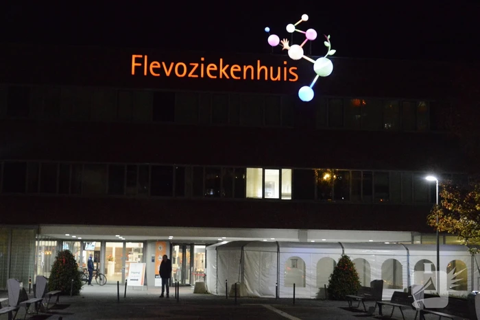 Slachtoffer steekincident loopt ziekenhuis binnen