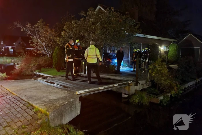 Brandweer verricht metingen voor mogelijk gaslek