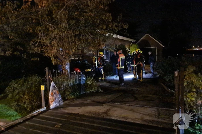 Brandweer verricht metingen voor mogelijk gaslek