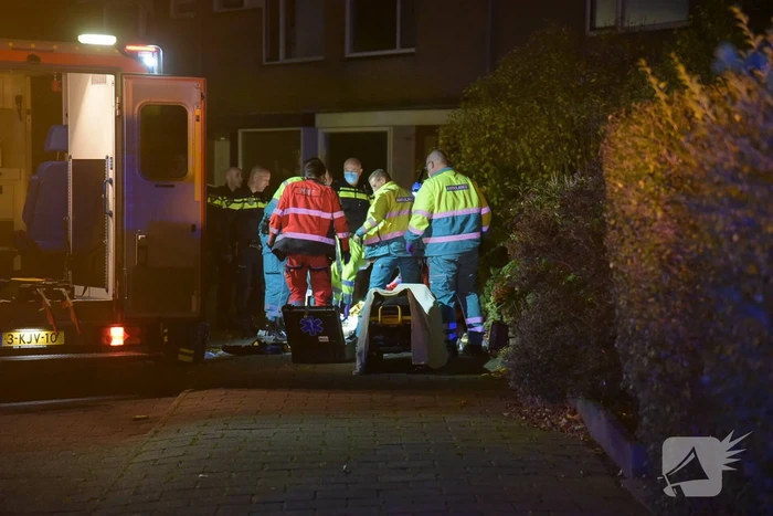 Man zwaargewond bij steekpartij