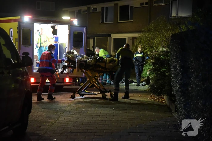 Man zwaargewond bij steekpartij