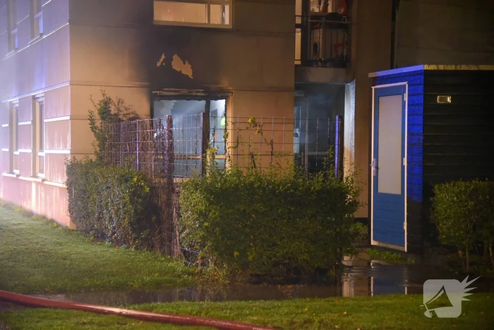 Woning verwoest na uitslaande brand