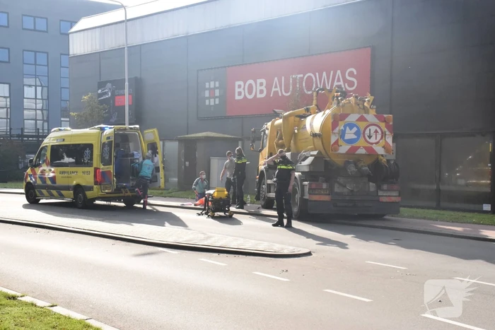 Wegwerker gewond door aanrijding
