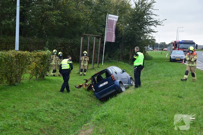Gewonde bij aanrijding tussen personenauto en vrachtwagen