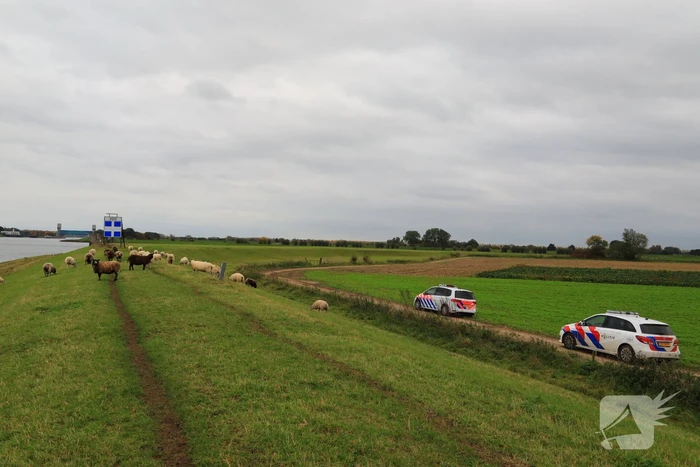 Stoffelijk overschot gevonden in Lek