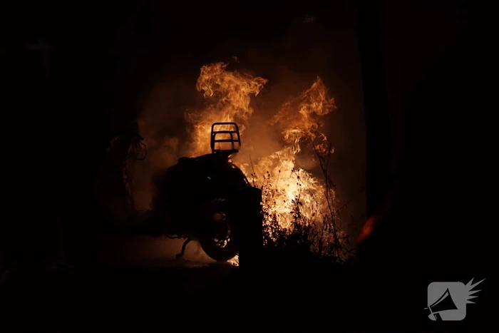 Scooter volledig uitgebrand
