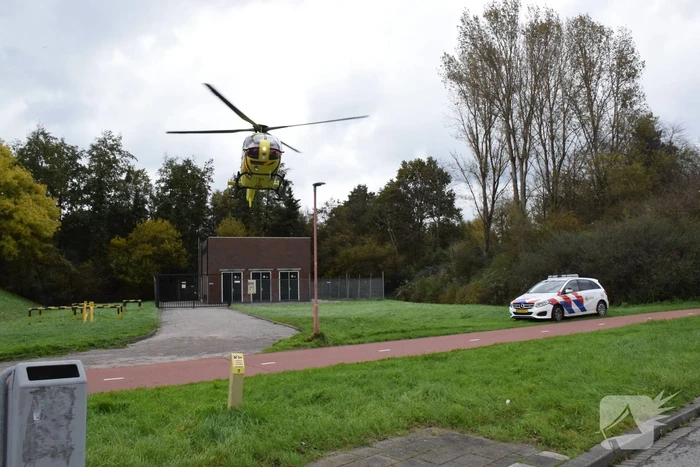 Traumahelikopter landt voor eenzijdig ongeval met motorrijder