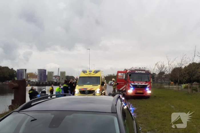 Man overleden na te water raken in Twentekanaal