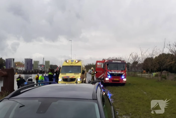 Man overleden na te water raken in Twentekanaal
