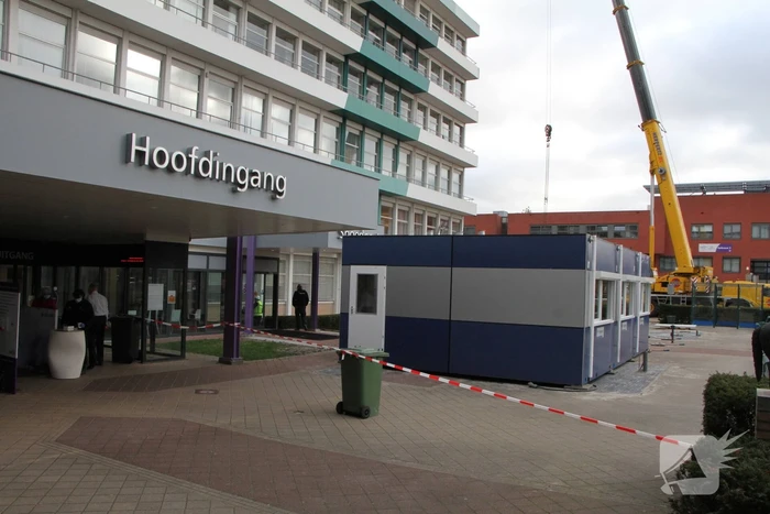 Units geplaatst bij Sint Jans Gasthuis voor toestroom coronapatiënten