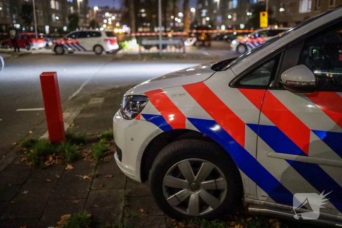 Persoon gewond door rondvliegende glasscherven Winkelcentrum Parijsplein