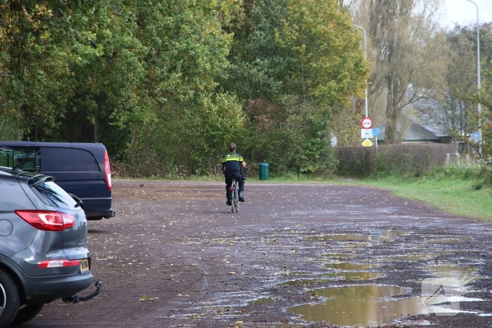 Voorbijgangers maken zich zorgen om zwemster en bellen 112