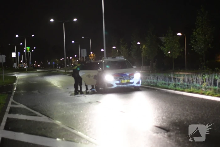 Ruiten van auto ingeslagen nadat bestuurder niet reageert