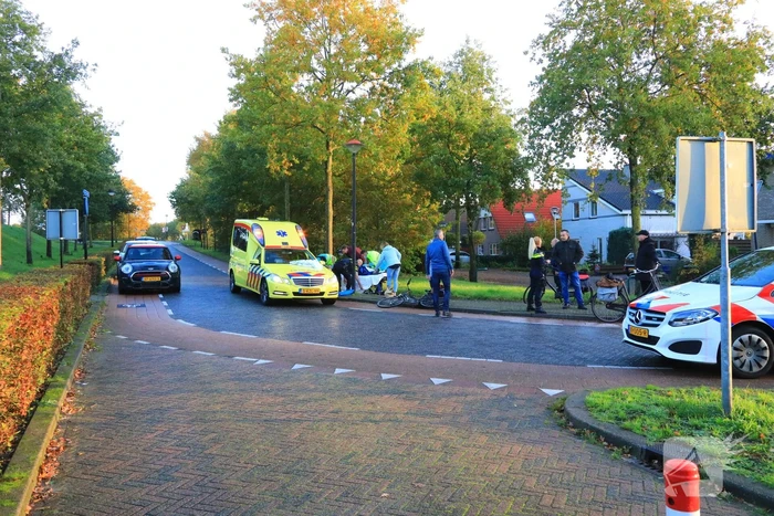 E-bikster gewond na botsing met bestelbus
