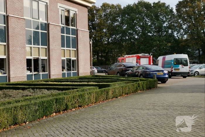 Bedrijfspand Johannus Orgelbouw ontruimd na vreemde lucht