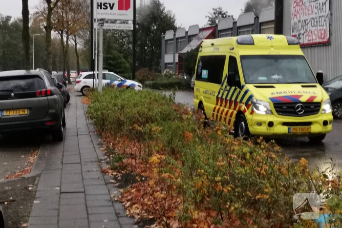Schade na aanrijding tussen twee auto's