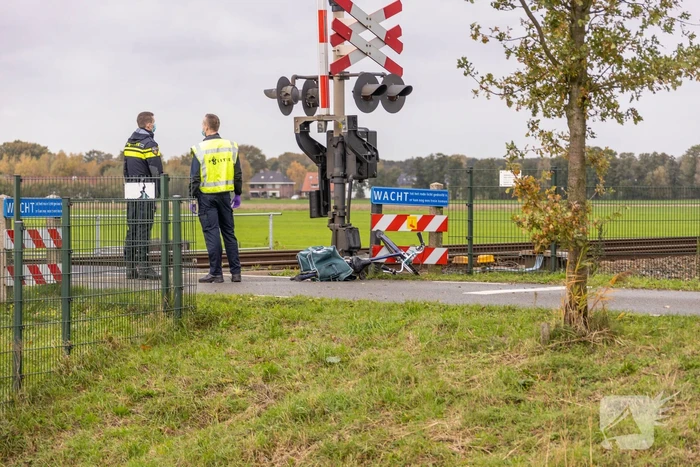 Geen treinverkeer door aanrijding met fietser