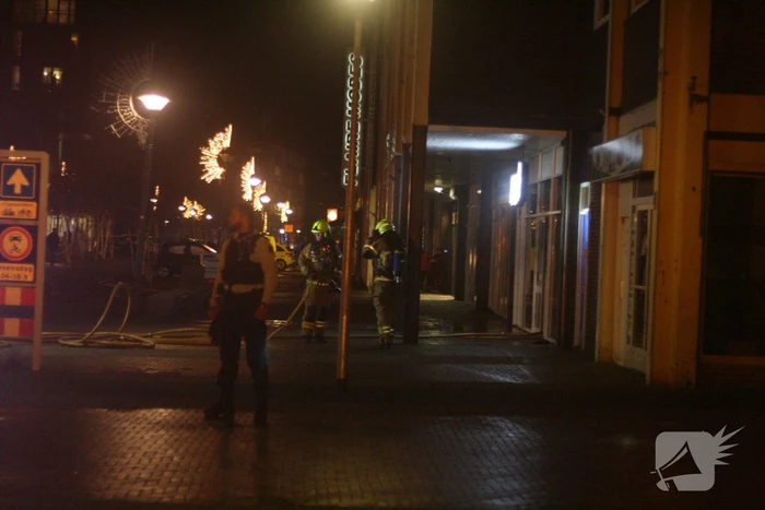 Grote brand in winkelpand