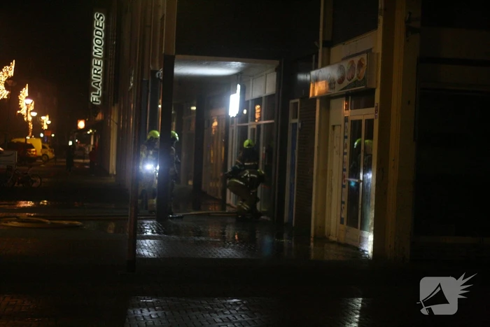Grote brand in winkelpand