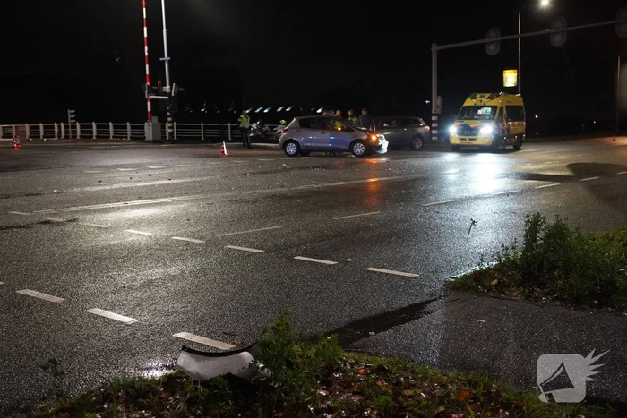 Schade aan politieauto na aanrijding
