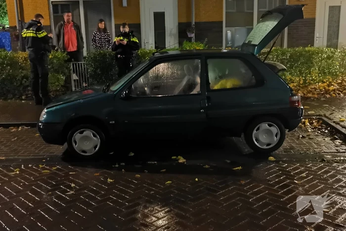Opnieuw brand in geparkeerde auto
