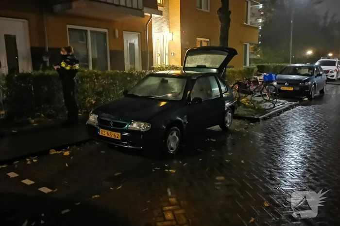 Opnieuw brand in geparkeerde auto