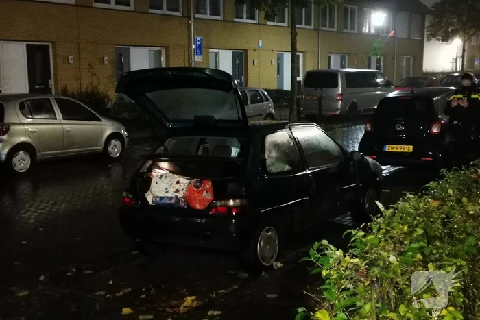 Opnieuw brand in geparkeerde auto