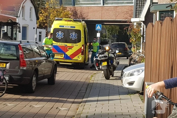Fietsster gewond na aanrijding met auto