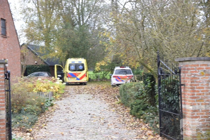 Man verwondt zichzelf met luchtbuks