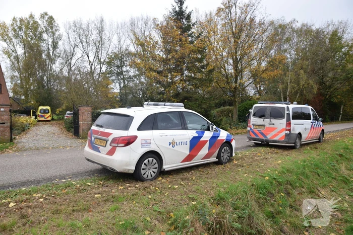 Man verwondt zichzelf met luchtbuks