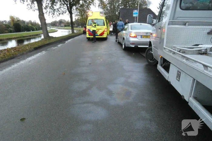 Drie auto's betrokken bij kop-staart aanrijding