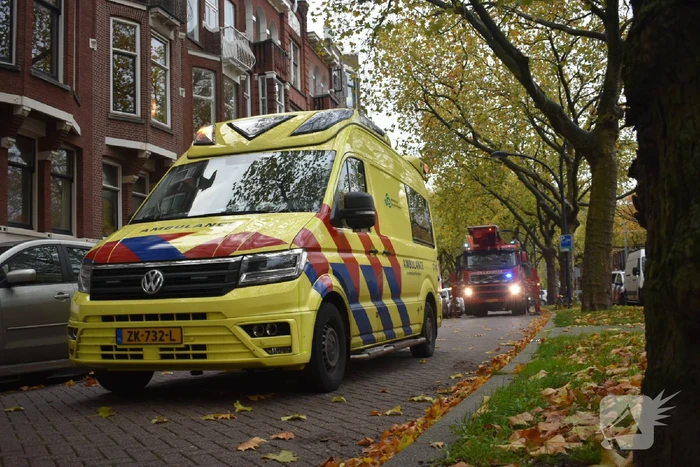 Bekende Nederlander Fred van Leer gewond uit woning gehaald