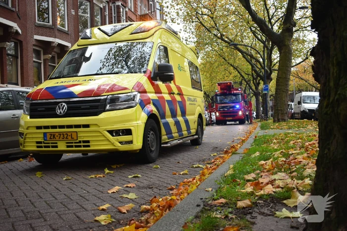 Bekende Nederlander Fred van Leer gewond uit woning gehaald
