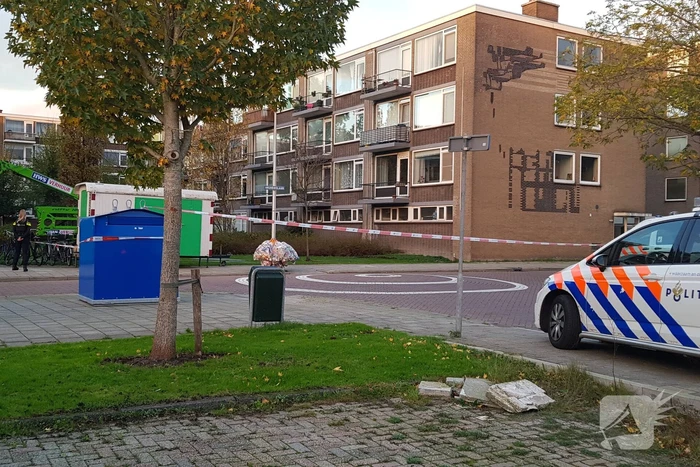 Politie doet inval in appartementencomplex