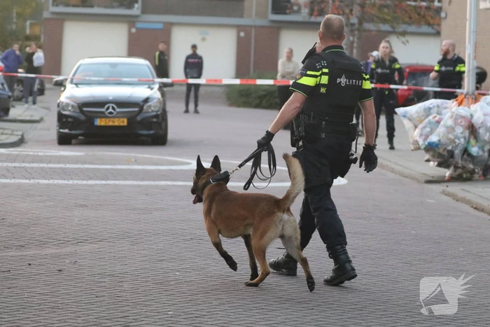 Politie doet inval in appartementencomplex