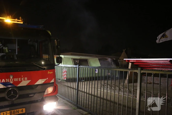 Brand in grote papiercontainer
