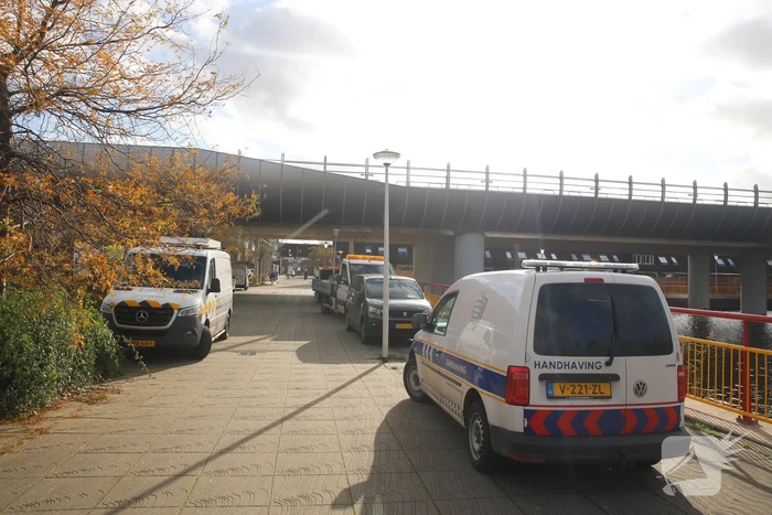 Berging ontspoorde RET-metro op walvisstaart begonnen