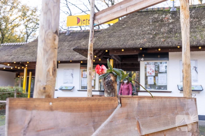 Protestactie tegen doodgeschoten chimpansees DierenPark Amersfoort
