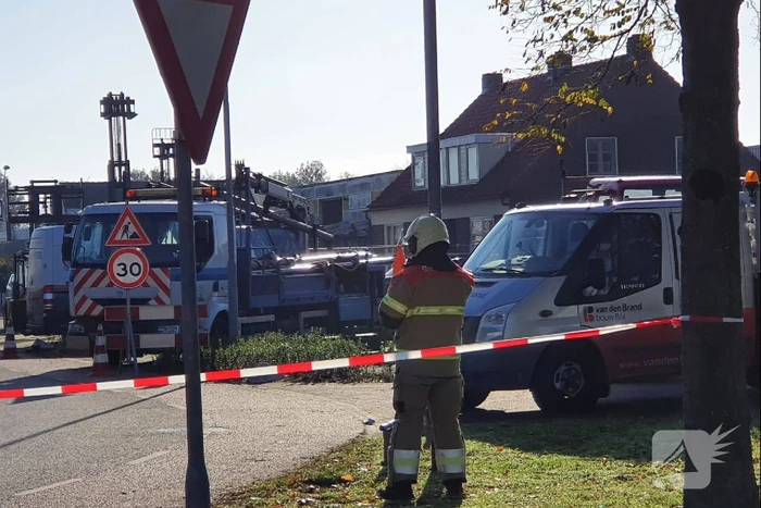 Weg afgesloten na gaslekkage door graafwerkzaamheden