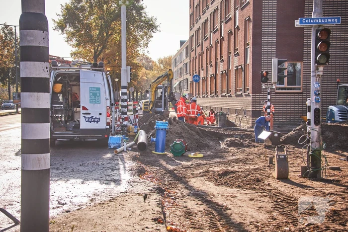 Waterleiding geraakt bij graafwerkzaamheden in Kruiskamp